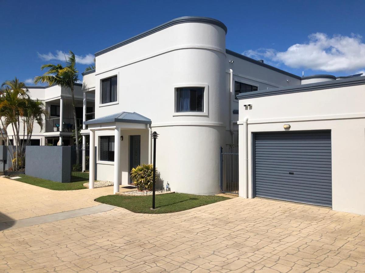Grange Resort Hervey Bay Exterior foto